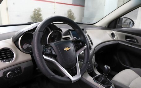 Chevrolet Cruze II, 2011 год, 899 000 рублей, 6 фотография