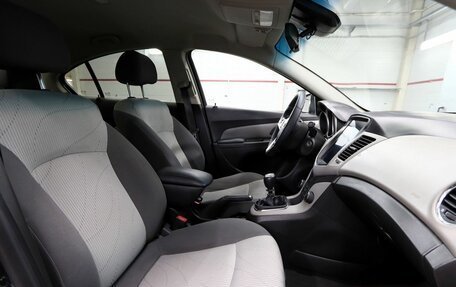 Chevrolet Cruze II, 2011 год, 899 000 рублей, 12 фотография