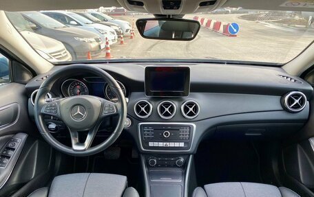 Mercedes-Benz GLA, 2019 год, 3 150 000 рублей, 14 фотография