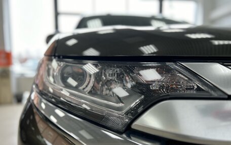 Mitsubishi Outlander III рестайлинг 3, 2019 год, 2 470 000 рублей, 11 фотография