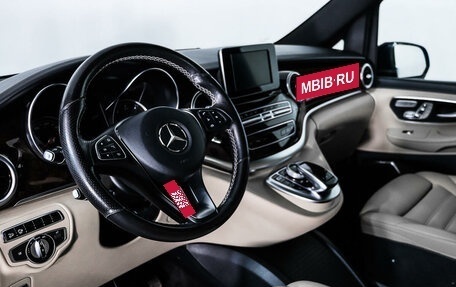 Mercedes-Benz V-Класс, 2016 год, 4 550 000 рублей, 9 фотография