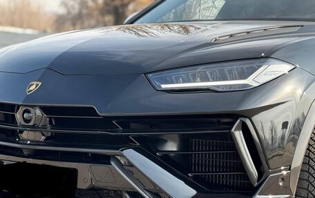 Lamborghini Urus I, 2023 год, 53 500 000 рублей, 3 фотография