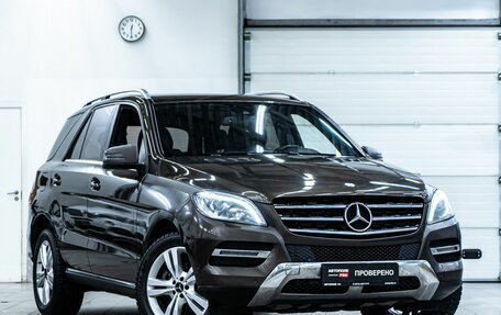 Mercedes-Benz M-Класс, 2013 год, 3 210 000 рублей, 2 фотография