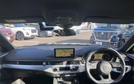 Audi A4, 2019 год, 1 650 000 рублей, 12 фотография