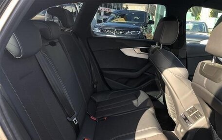 Audi A4, 2019 год, 1 650 000 рублей, 20 фотография