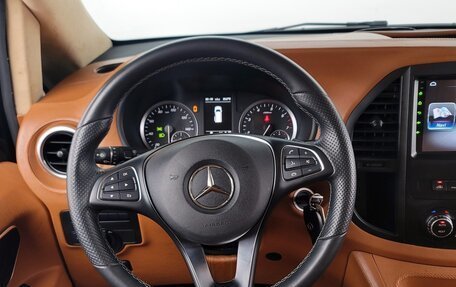 Mercedes-Benz V-Класс, 2020 год, 6 150 000 рублей, 8 фотография