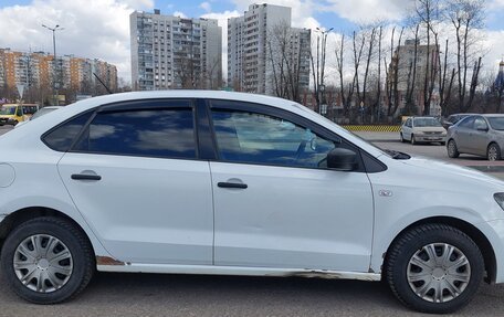 Volkswagen Polo VI (EU Market), 2015 год, 610 000 рублей, 2 фотография