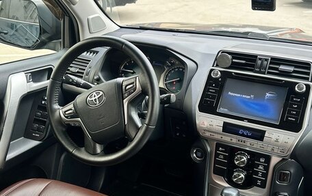 Toyota Land Cruiser Prado 150 рестайлинг 2, 2018 год, 5 250 000 рублей, 7 фотография