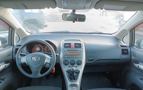 Toyota Auris II, 2007 год, 715 000 рублей, 11 фотография
