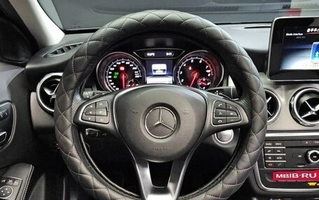 Mercedes-Benz GLA, 2019 год, 2 590 000 рублей, 13 фотография