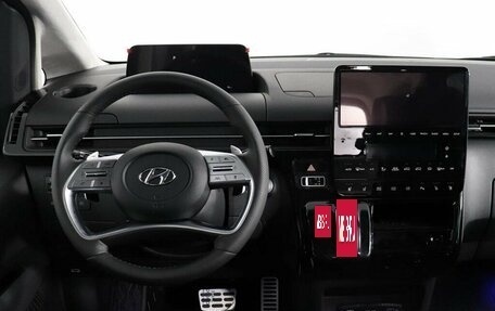 Hyundai Staria, 2023 год, 7 650 000 рублей, 10 фотография