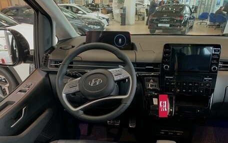 Hyundai Staria, 2024 год, 9 390 000 рублей, 5 фотография