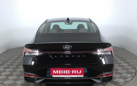 Hyundai Elantra, 2023 год, 2 790 000 рублей, 6 фотография