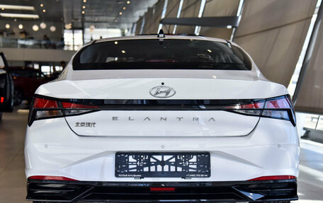 Hyundai Elantra, 2022 год, 2 790 000 рублей, 9 фотография