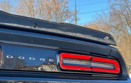 Dodge Challenger III рестайлинг 2, 2022 год, 6 999 999 рублей, 10 фотография