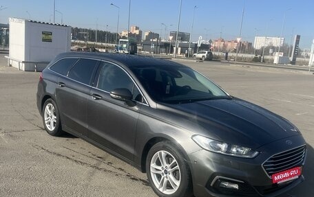 Ford Mondeo V, 2019 год, 2 400 000 рублей, 2 фотография