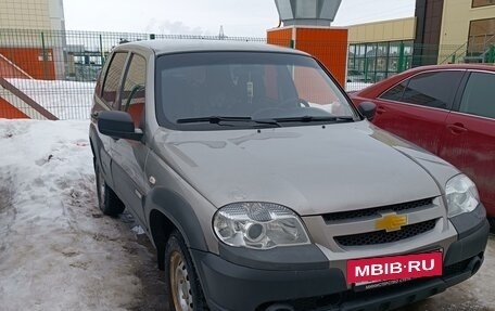 Chevrolet Niva I рестайлинг, 2013 год, 450 000 рублей, 3 фотография