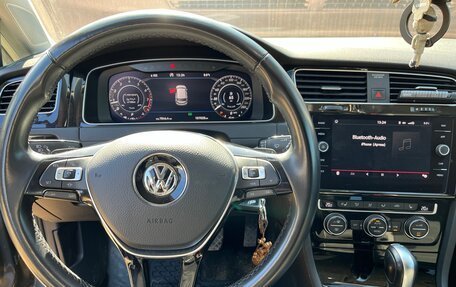 Volkswagen Golf VII, 2018 год, 2 950 000 рублей, 9 фотография