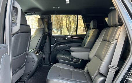 Cadillac Escalade V, 2023 год, 17 000 000 рублей, 25 фотография