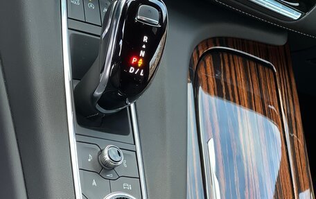 Cadillac Escalade V, 2023 год, 17 000 000 рублей, 29 фотография
