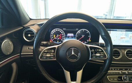 Mercedes-Benz E-Класс, 2018 год, 4 930 000 рублей, 19 фотография