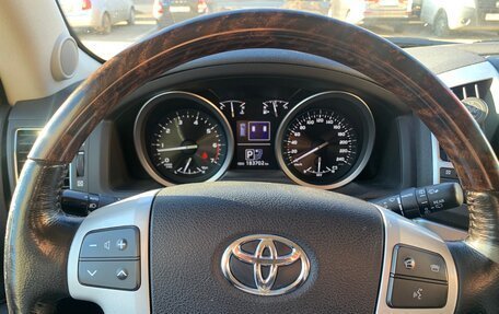 Toyota Land Cruiser 200, 2013 год, 4 700 000 рублей, 4 фотография