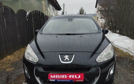 Peugeot 308 II, 2012 год, 700 000 рублей, 2 фотография