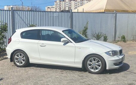BMW 1 серия, 2010 год, 1 130 000 рублей, 5 фотография