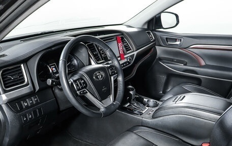 Toyota Highlander III, 2014 год, 3 798 000 рублей, 17 фотография