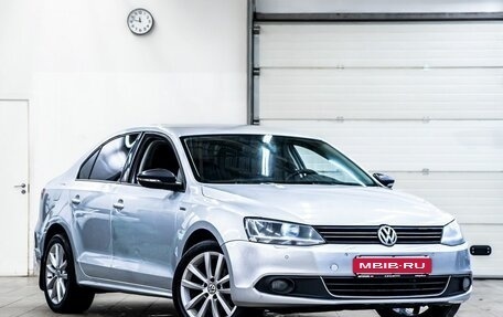 Volkswagen Jetta VI, 2013 год, 1 330 000 рублей, 16 фотография