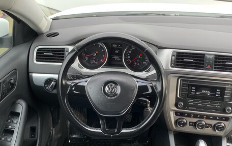 Volkswagen Jetta VI, 2017 год, 1 615 000 рублей, 9 фотография