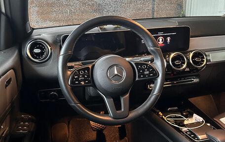 Mercedes-Benz GLB, 2020 год, 3 800 000 рублей, 3 фотография