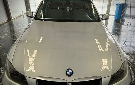 BMW 3 серия, 2006 год, 840 000 рублей, 2 фотография