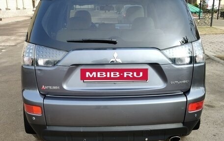Mitsubishi Outlander III рестайлинг 3, 2008 год, 1 100 000 рублей, 4 фотография