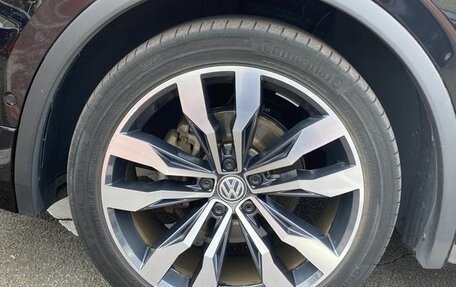 Volkswagen Tiguan II, 2020 год, 2 050 000 рублей, 7 фотография