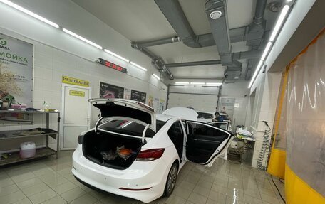 Hyundai Elantra VI рестайлинг, 2018 год, 1 650 000 рублей, 27 фотография
