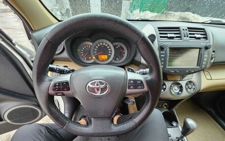 Toyota RAV4, 2012 год, 1 390 000 рублей, 12 фотография