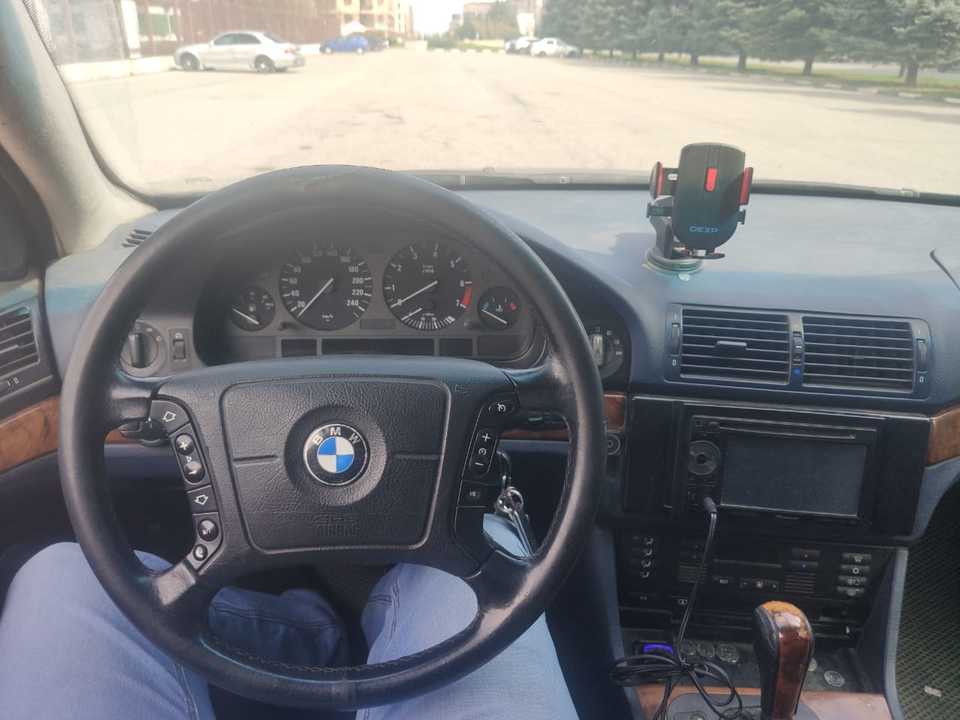BMW 5 серия E39, 1998 год, 400 000 рублей, 9 фотография