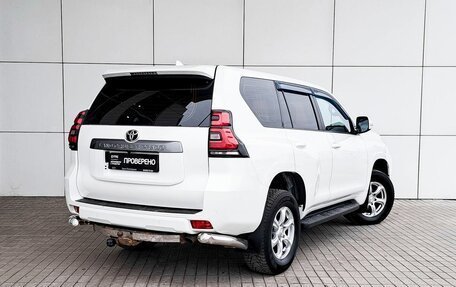 Toyota Land Cruiser Prado 150 рестайлинг 2, 2018 год, 4 999 000 рублей, 5 фотография