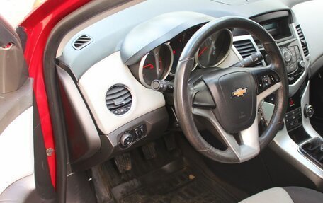 Chevrolet Cruze II, 2011 год, 649 000 рублей, 16 фотография