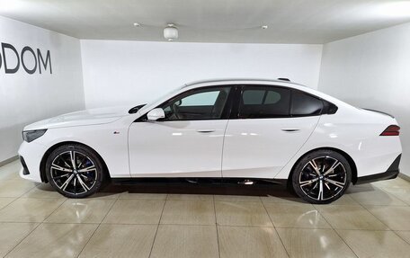 BMW 5 серия, 2023 год, 10 400 000 рублей, 4 фотография