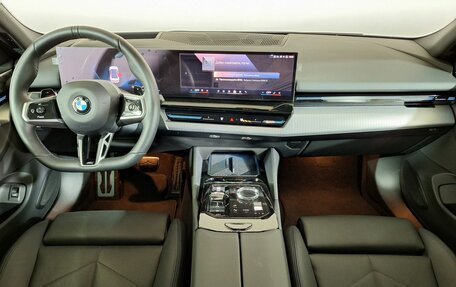 BMW 5 серия, 2023 год, 10 400 000 рублей, 12 фотография