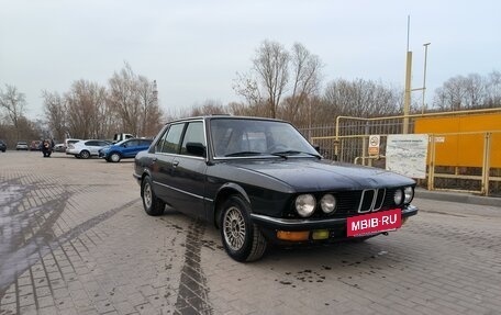 BMW 5 серия, 1983 год, 260 000 рублей, 3 фотография