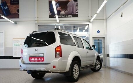 Nissan Pathfinder, 2010 год, 1 750 000 рублей, 2 фотография