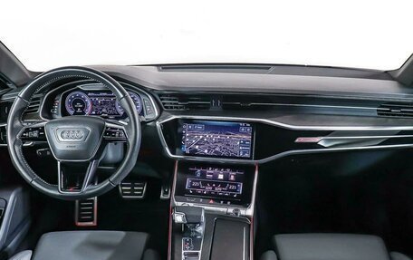 Audi A7, 2018 год, 5 750 000 рублей, 11 фотография