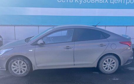 Hyundai Solaris II рестайлинг, 2021 год, 1 799 000 рублей, 2 фотография
