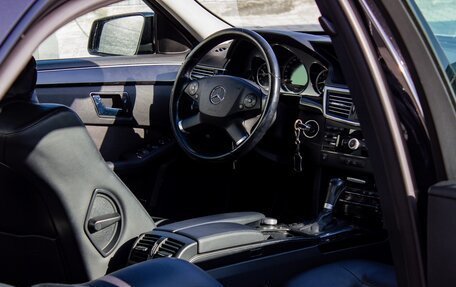 Mercedes-Benz E-Класс, 2009 год, 1 750 000 рублей, 4 фотография