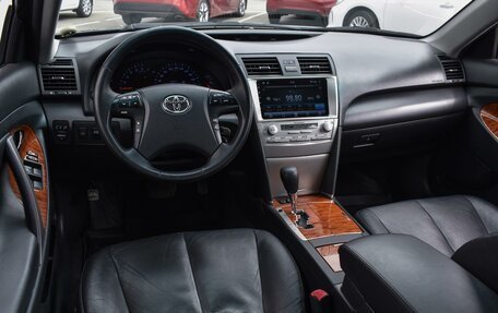 Toyota Camry, 2011 год, 1 739 000 рублей, 6 фотография