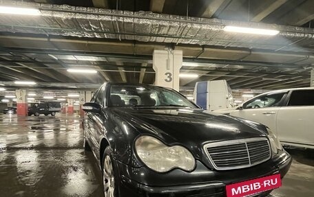 Mercedes-Benz C-Класс, 2003 год, 620 000 рублей, 4 фотография
