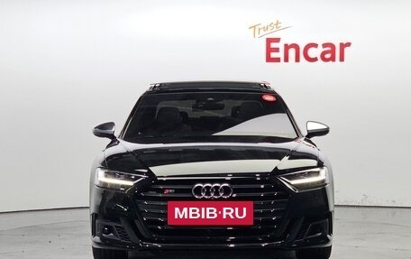 Audi S8, 2020 год, 11 000 000 рублей, 3 фотография